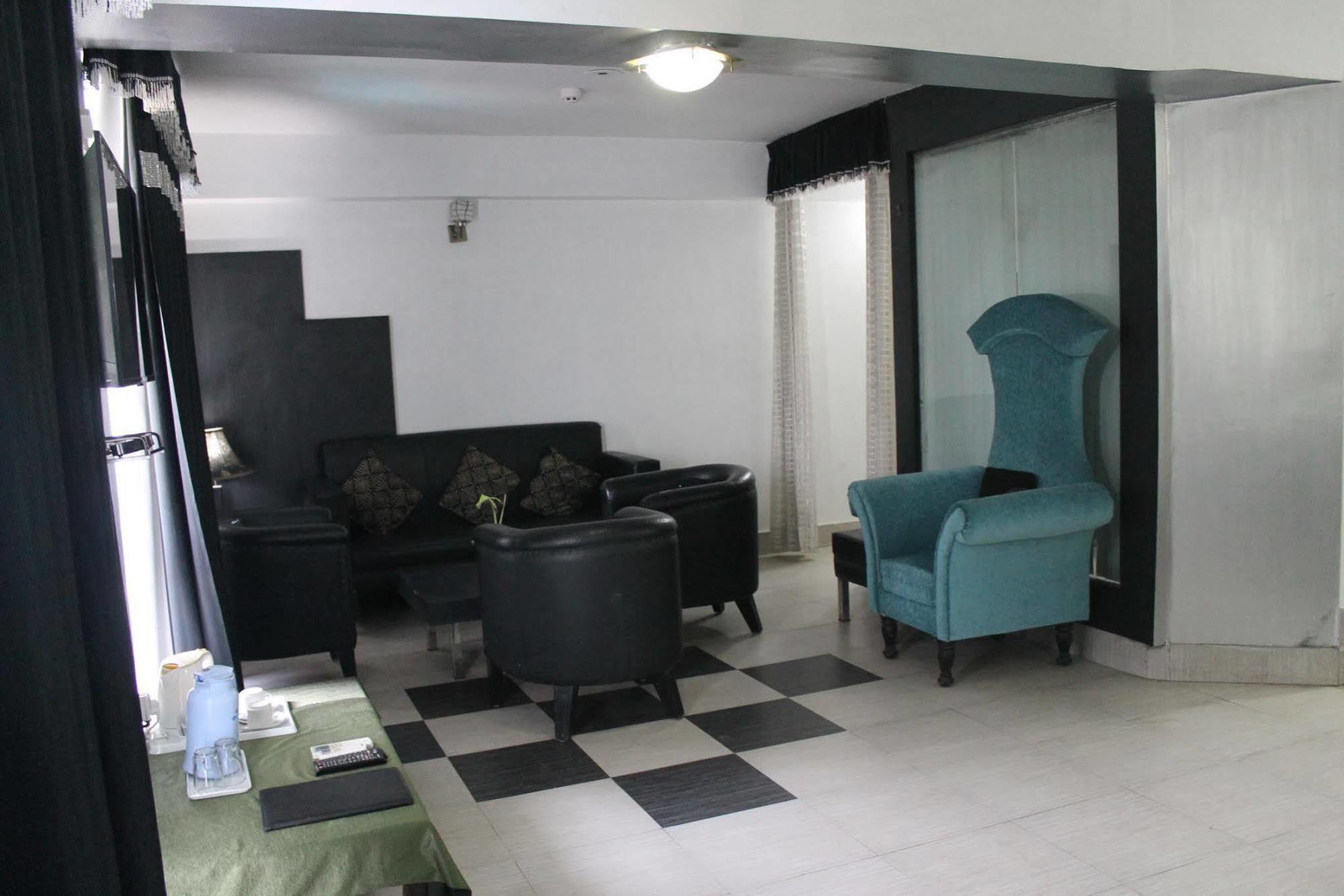 Aravali Clarks Inn Alwar Eksteriør billede