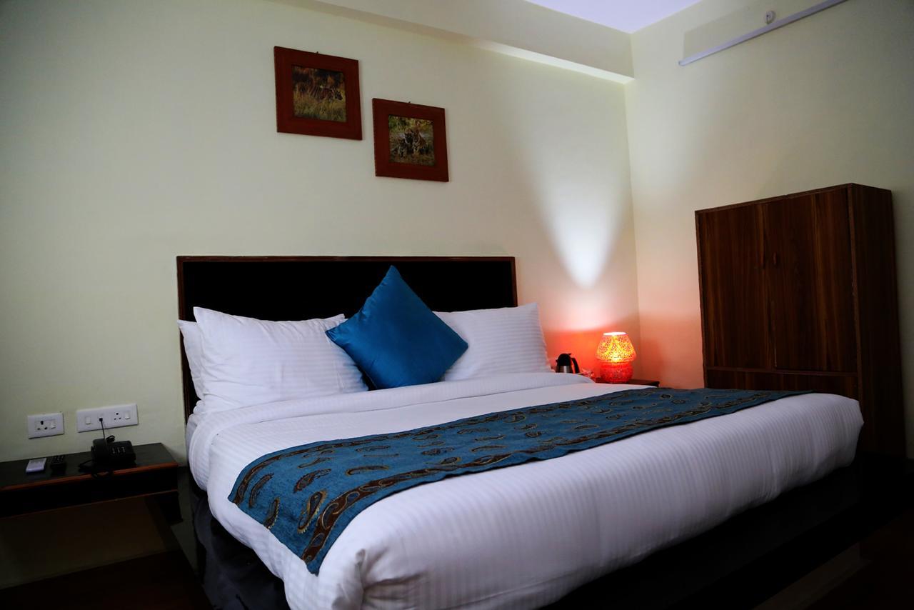Aravali Clarks Inn Alwar Eksteriør billede