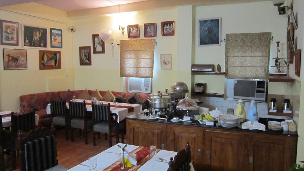 Aravali Clarks Inn Alwar Eksteriør billede